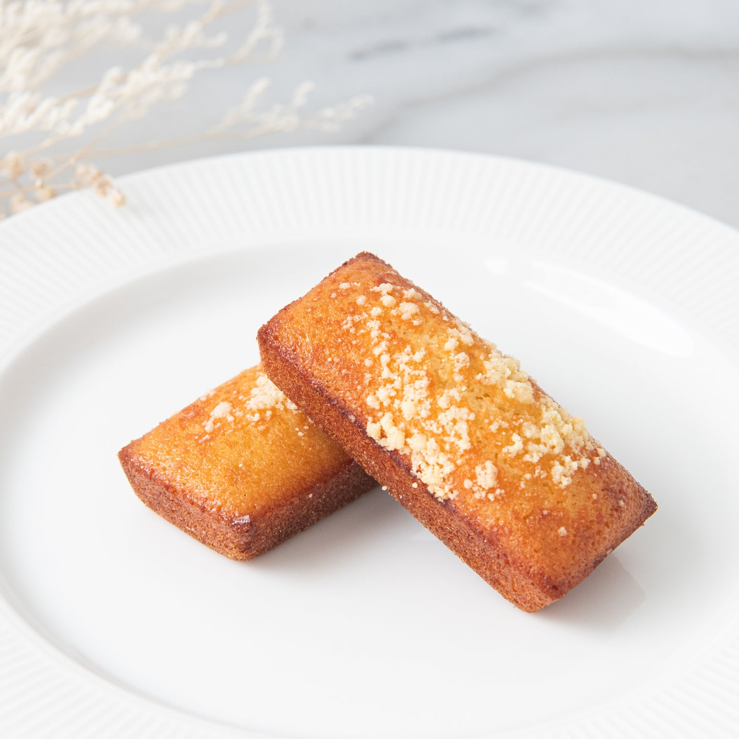 5PCS Golden Treat Financier | Almond Cake in Gift Box | Special Price Rp78.000