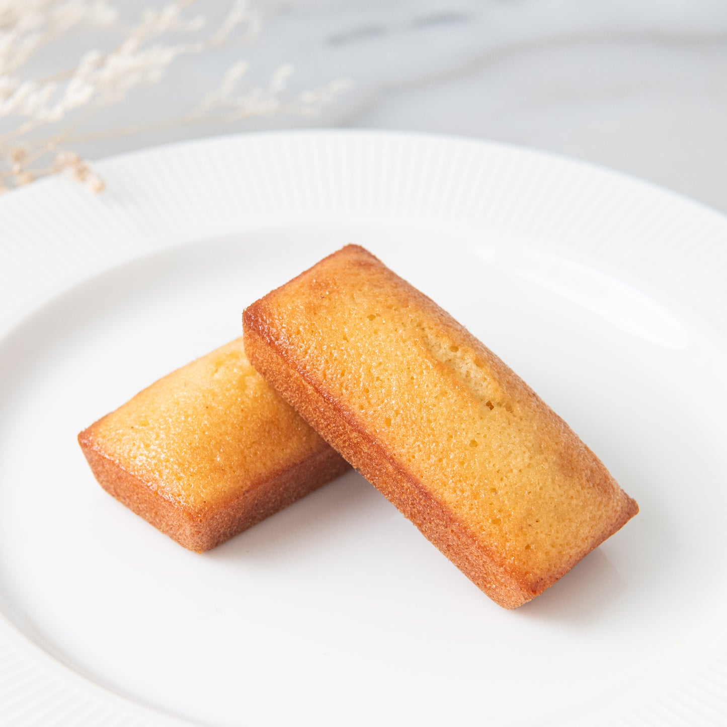 5PCS Golden Treat Financier | Almond Cake in Gift Box | Special Price Rp78.000